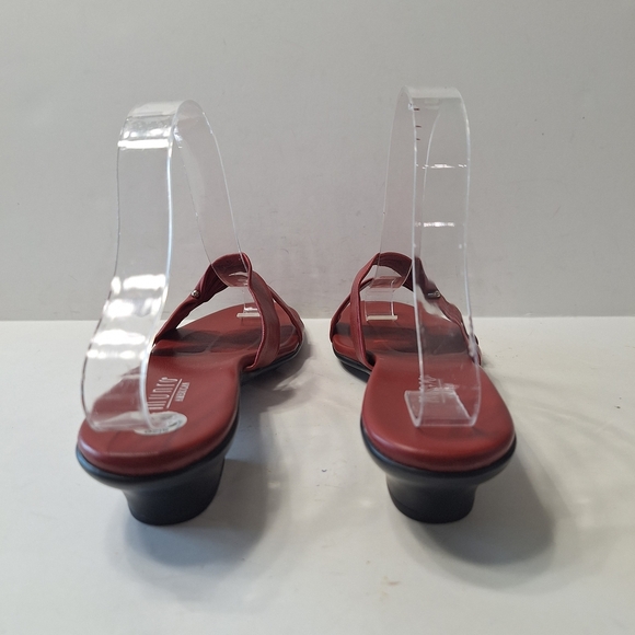 Munro American Leather Red Bow Low Wedge Kitten Heel Sandals Size 9.5N - Picture 7 of 15